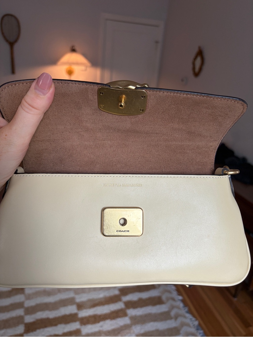 Coach Cream Baguette ‘Jet’ Shoulder Bag - Picture 4 of 11